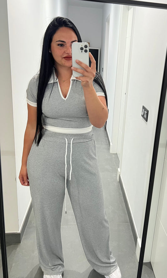 Conjunto Bicolor Mujer – Camiseta Escote V y Pantalón Pierna Ancha