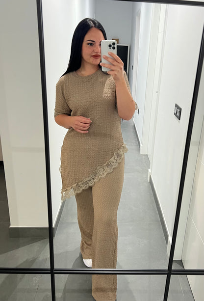 Conjunto Encaje Mujer Punto Rizado con Pantalón Wide Leg – Talla Única