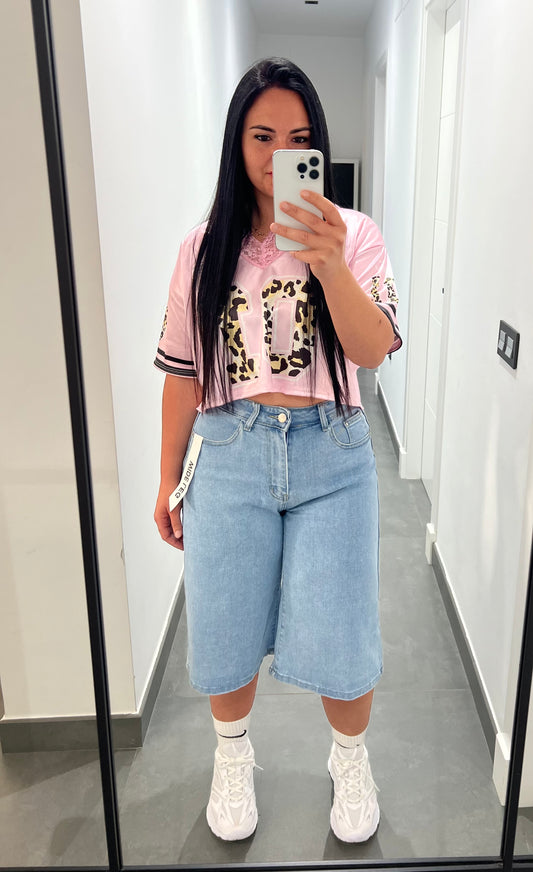 Bermuda Vaquera Midi Mujer de Tiro Alto y Corte Ancho – Denim Lavado Claro