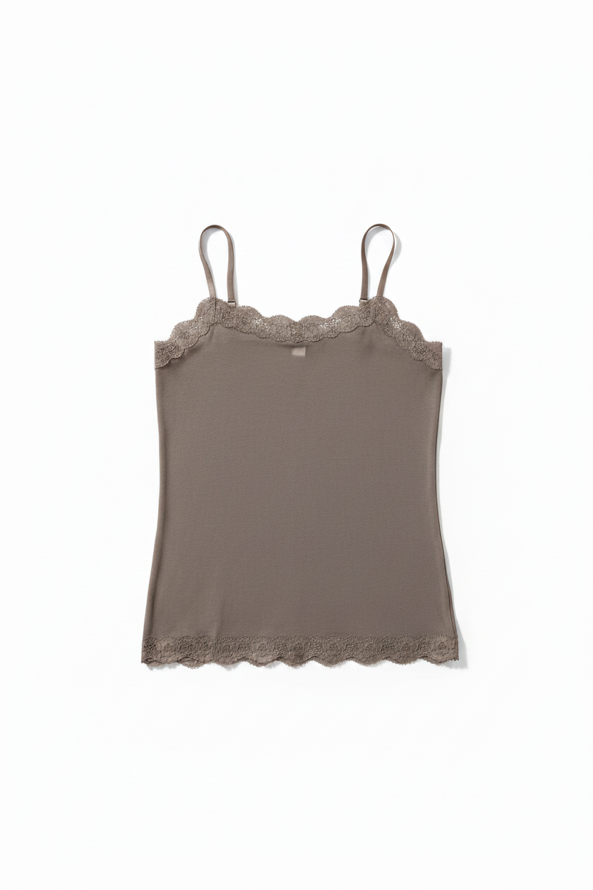 Camiseta de tirantes con encaje